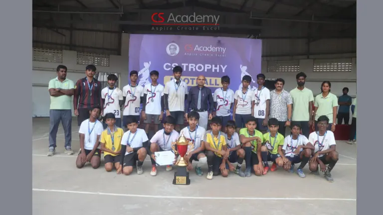 CS Academy's Football Stars