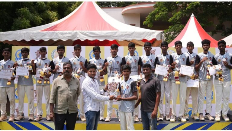 cricket cm trophy